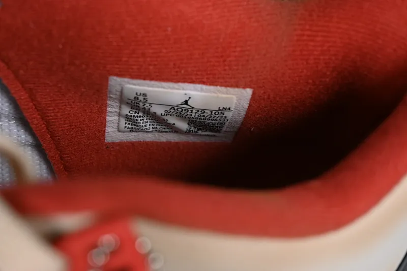 All Categories Air Jordan Jordan Series Basketball Shoes Air Jordan 4 Charizard x Jordan Air Jordan 4 Retro AJ4 Joe 4 Charizard Joint Customized Basketball Shoes AQ9129-105